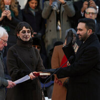 New York city mayor swears on Quran to bring new era