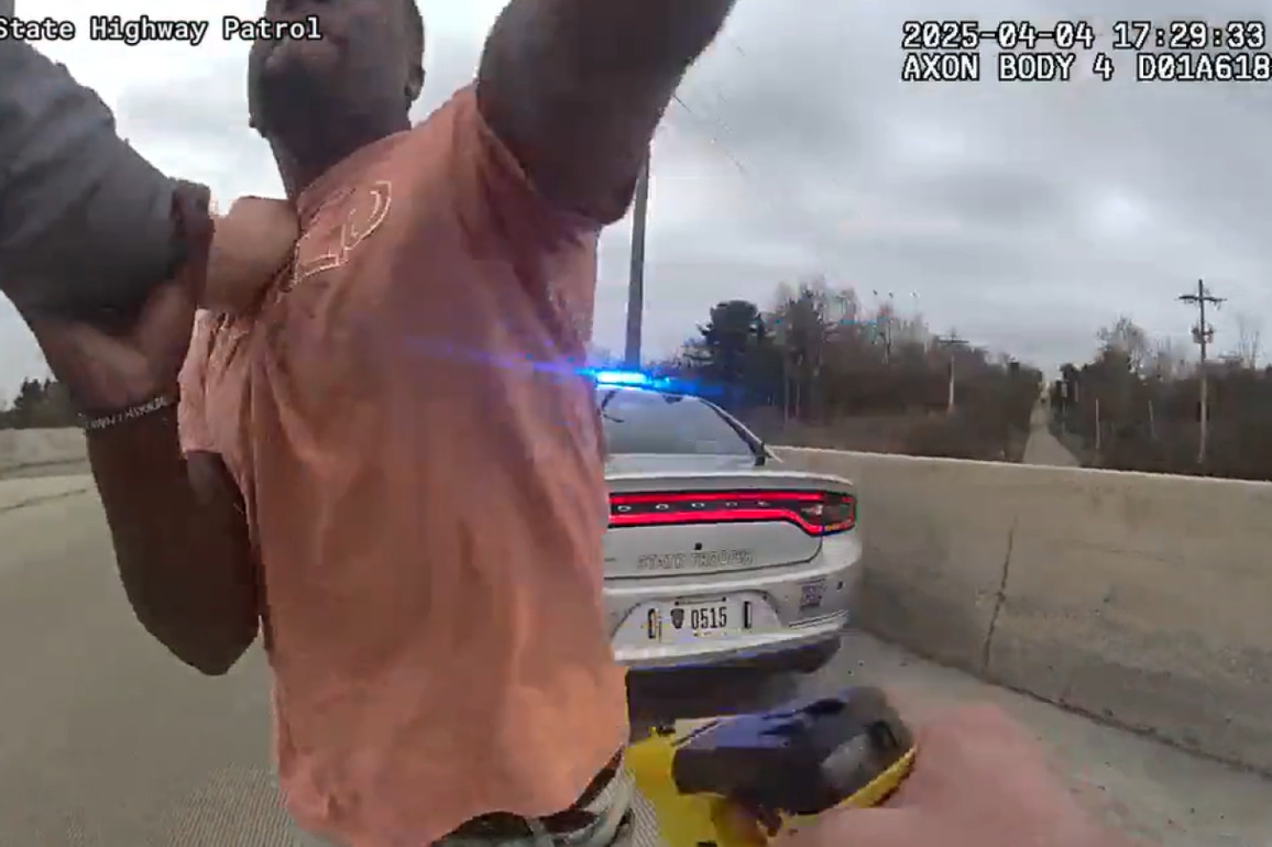 Video- Man attacks Ohio trooper, steals cruiser before fatal OIS