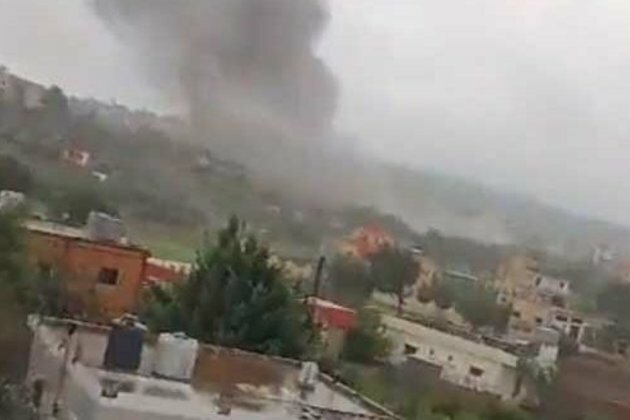 Israeli enemy targets several villages and towns in southern Lebanon