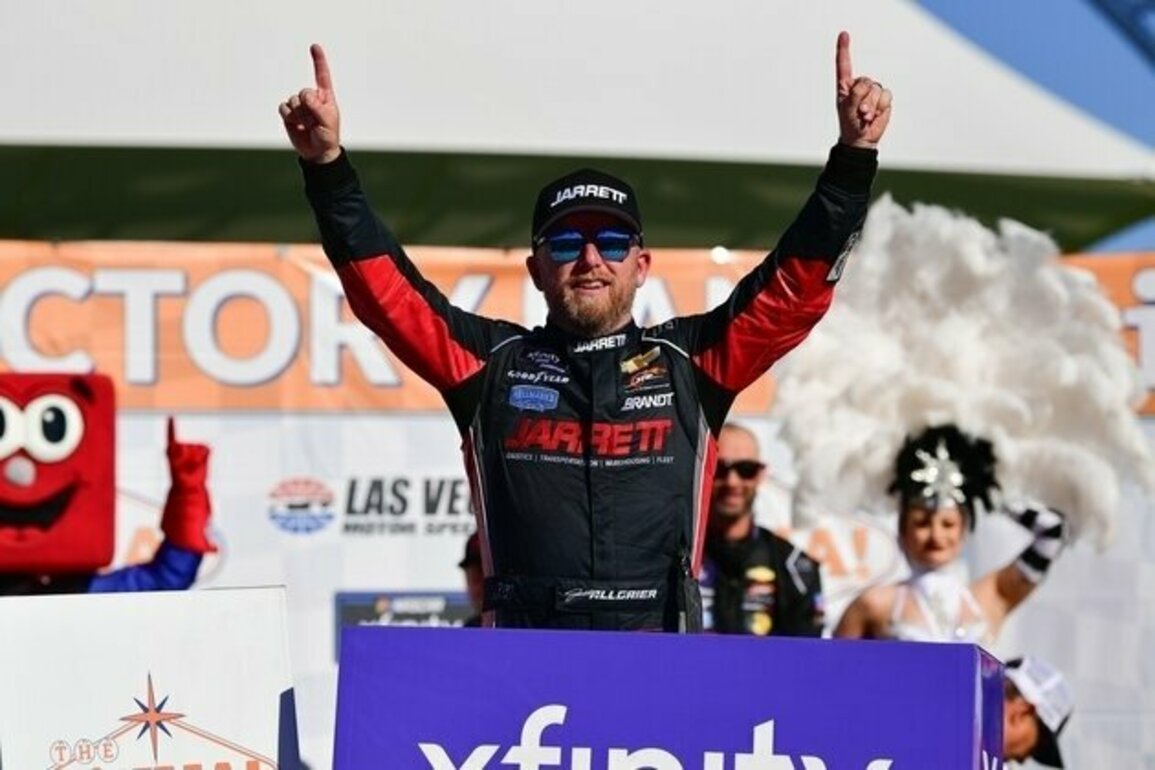 Justin Allgaier holds off Aric Almirola for 1st win at Las Vegas