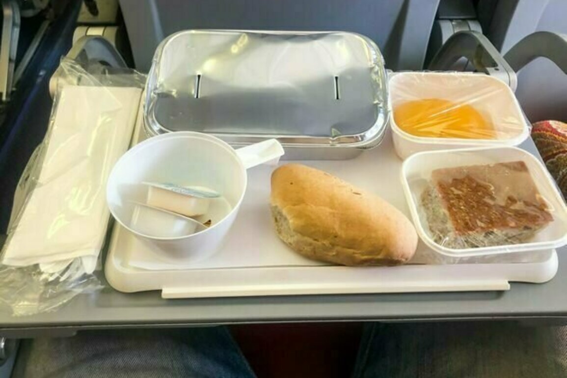 From resort buffets to long flights: simple tips for eating well on holiday