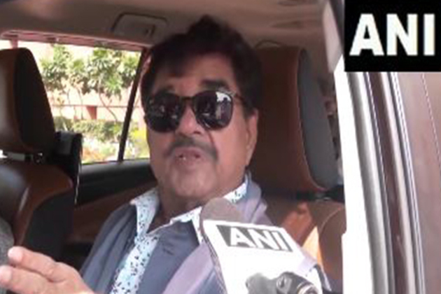 "Shocking": TMC MP Shatrughan Sinha over expulsion of Tej Pratap Yadav from RJD