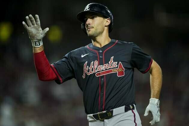 MLB roundup: Braves beat Reds after 16-run eighth inning
