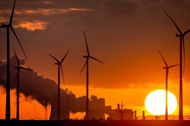 EU to Unveil Green Tech Plans to Take on US, China