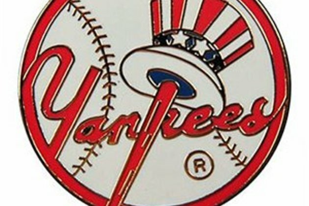 Prince Harry, Meghan given Yankees shirt for newborn son