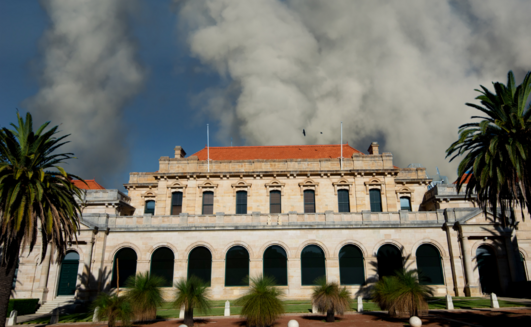 Breaking news: Environmentalists condemn WA govt as it handballs emissions assessment to Canberra