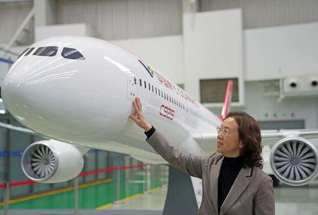 ChineseToday | Female aircraft designer leading the C929 aircraft project