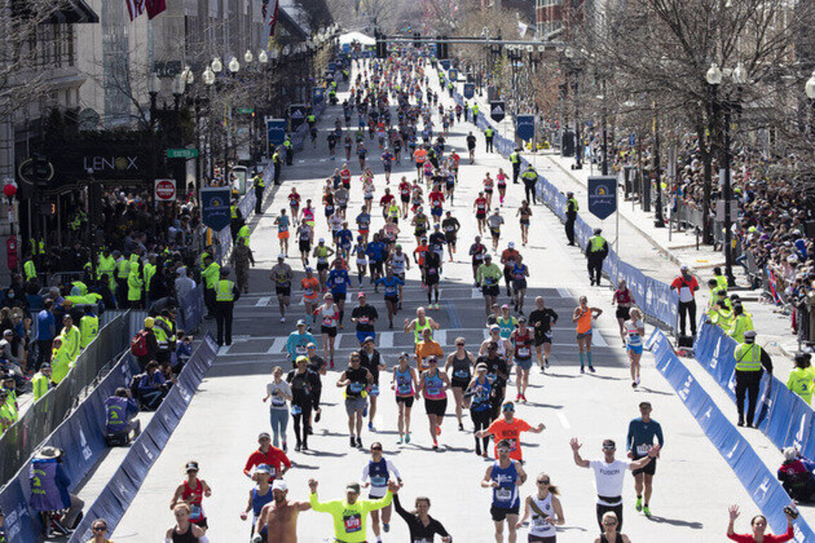 ESPN to present live, multiplatform coverage of 130th Boston Marathon presented by Bank of America on April 20