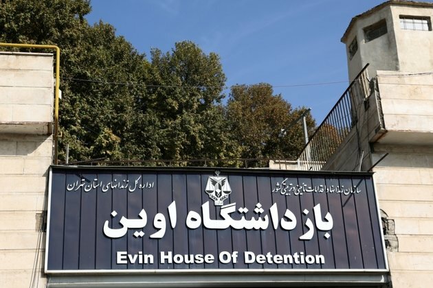 Iran Arrests Three Female Journalists Amid Protests