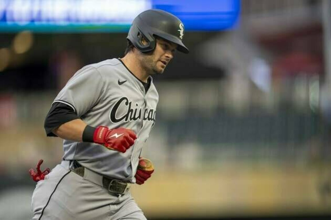 White Sox seek fourth straight win in matchup with Twins