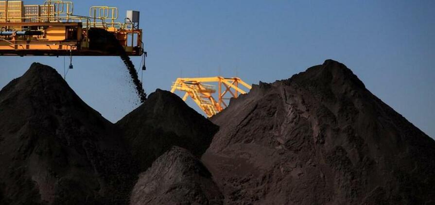 Minério de ferro empilhado