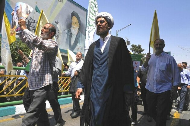 A peace by Israelis and Iranians&quest;