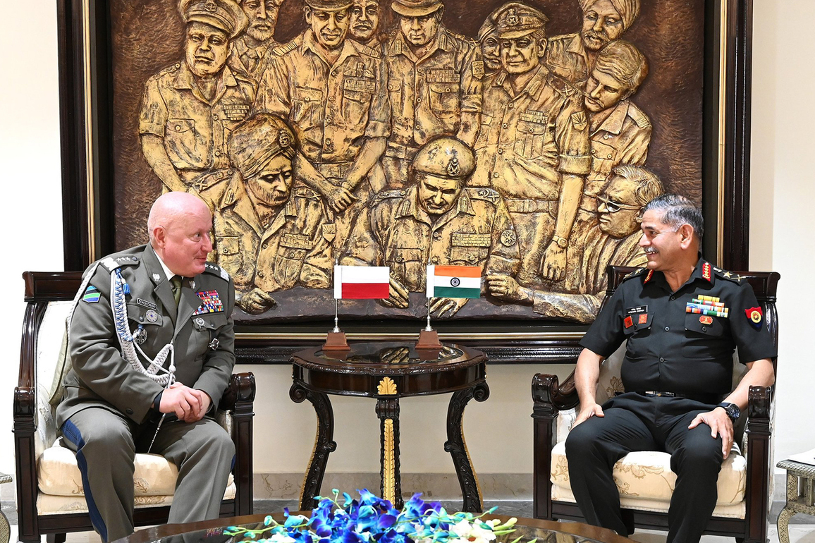 COAS Gen Dwivedi, Polish counterpart discuss strengthening defence cooperation at UNTCC in Delhi
