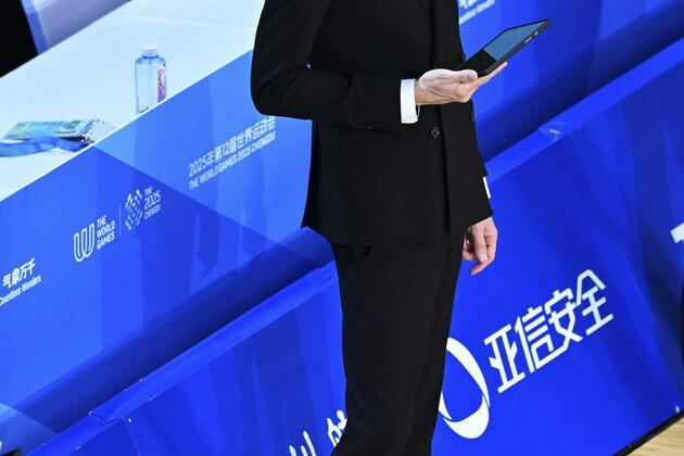 Feature: How a dancesport judge stole the spotlight at Chengdu World Games