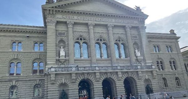 Many Swiss want population capped at 10 million, restrict outsiders