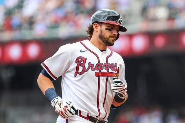 Braves turn fast start into 8-1 victory over Red Sox