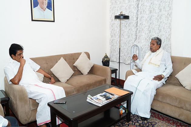 Karnataka CM Siddaramaiah meets AICC General Secretary KC Venugopal in Delhi