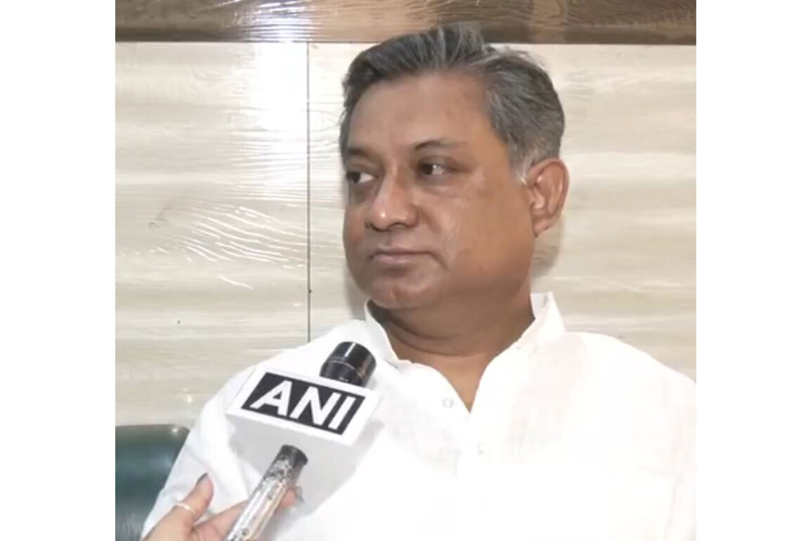 "Not allowed to criticise Abhishek Banerjee": TMC MLA Sandipan Saha says rebels compelled to act after decisions forced on them