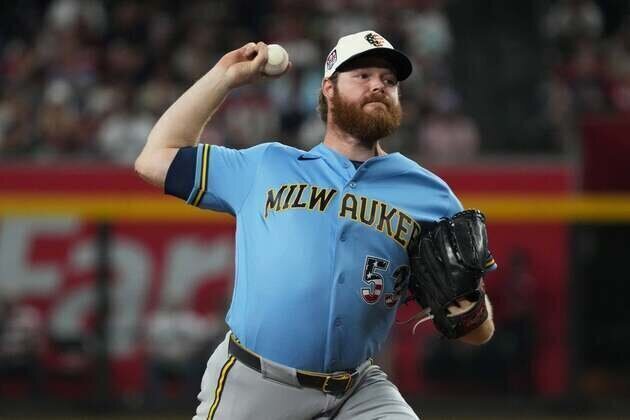 Brewers RHP Brandon Woodruff (shoulder) returns to injured list