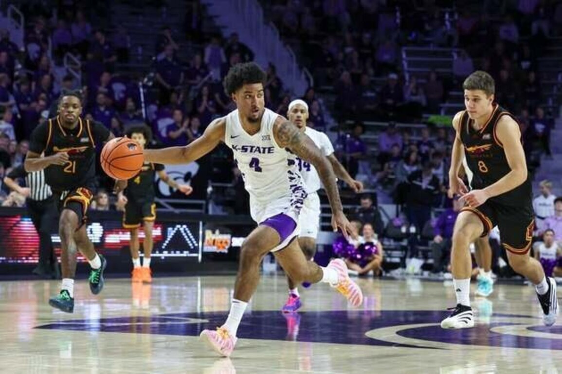Shooting stars on display in No. 10 BYU's matchup with K-State