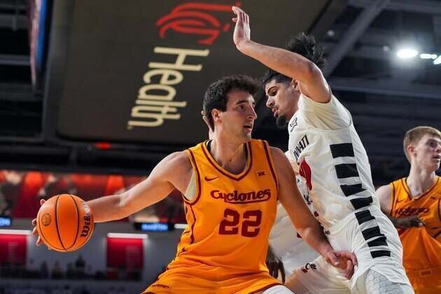 No. 9 Iowa State tries to regain footing against UCF after 2 losses