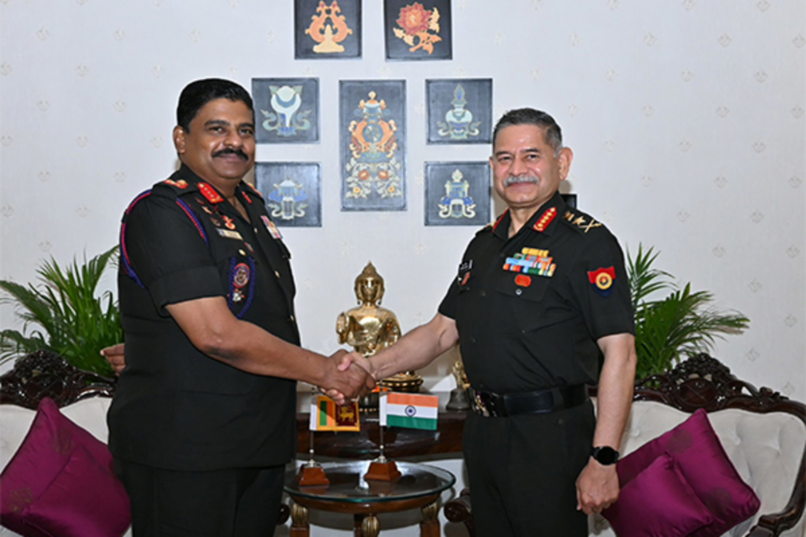 Sri Lankan Army commander calls on General Dwivedi for enhancing bilateral defence cooperation