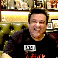 Adnan Sami talks about his collabortaion with Asha Bhosle for latest track 'Aao Na' , says "this was a long time wish"
