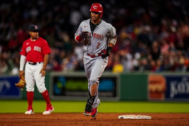 Jose Barrero hits grand slam, Reds withstand Red Sox rally