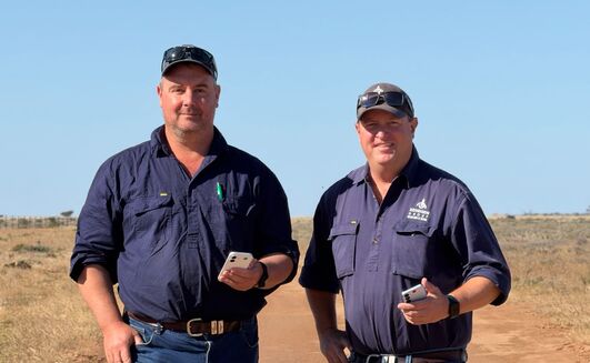 Kondinin Group engineers, Josh Giumelli and Ben White, put several popular 4G phones to the test. 