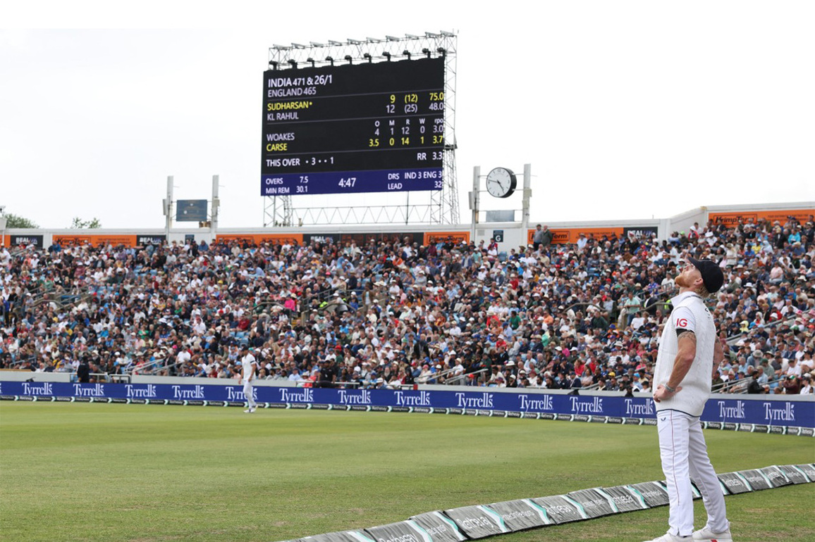 Atherton launches scathing tirade on England for "unusual" tactics against Pant, Rahul