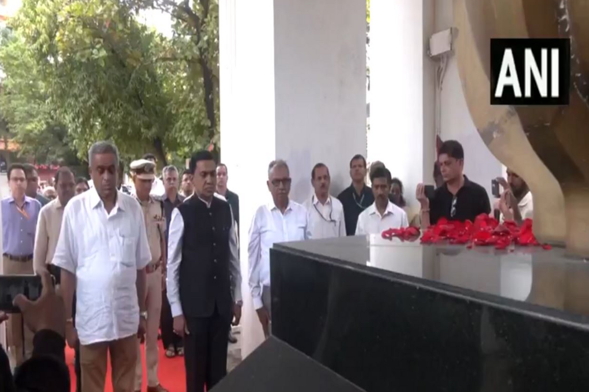 Goa CM pays tribute to TB Cunha on his death anniversary in Panaji