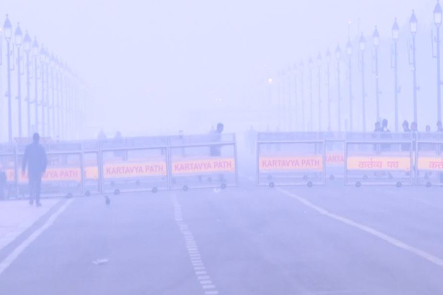 Delhi's air quality remains 'poor', AQI at 214
