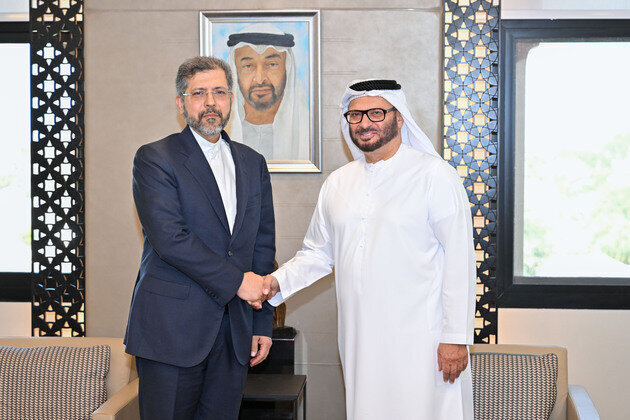 Anwar Gargash meets Iranian Deputy Foreign Minister