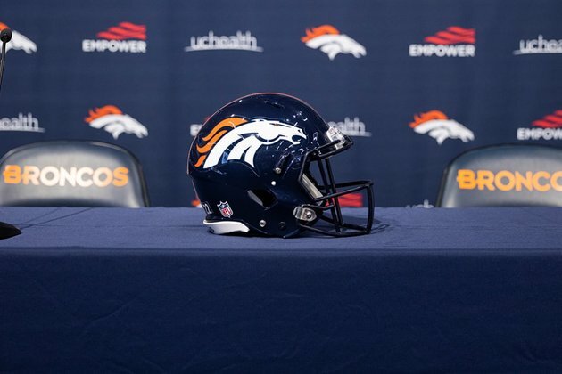 Broncos finalize 2023 coaching staff