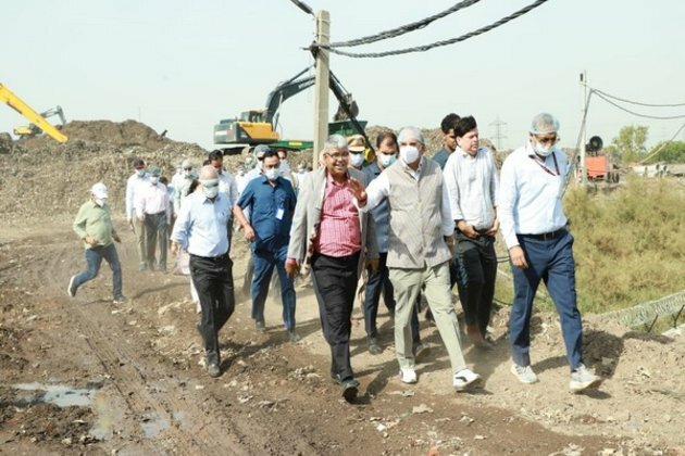 Delhi LG visits all three landfill sites, reviews progress of waste disposal