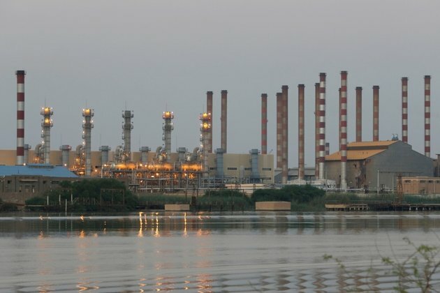 US Sanctions Traders of Iranian Oil