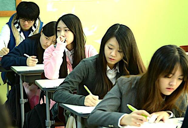 S. Korea sees record Covid jump as half million take college exams