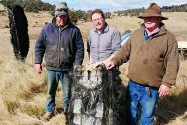 Elon Musk's SpaceX debris found by farmers (VIDEO)