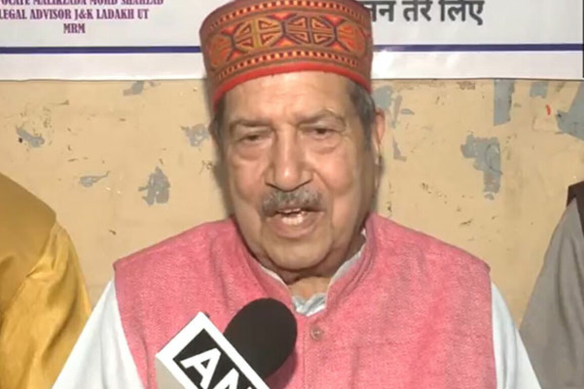 "Congress can digest food only when they abuse PM": RSS leader Indresh Kumar