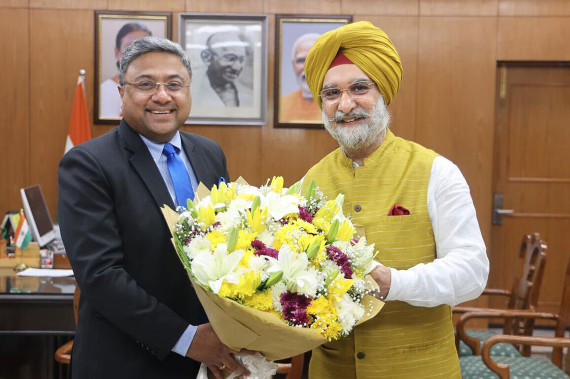 MEA Secretary (West) Sibi George calls on Delhi Lt Governor at Lok Niwas