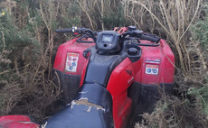 ż help police catch quad bike thieves in broad daylight