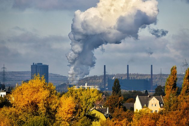 Germany at risk of deindustrialization Bloomberg