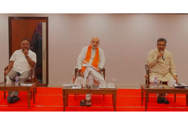 Home Minister Amit Shah holds meeting with migrant workers in West Bengal
