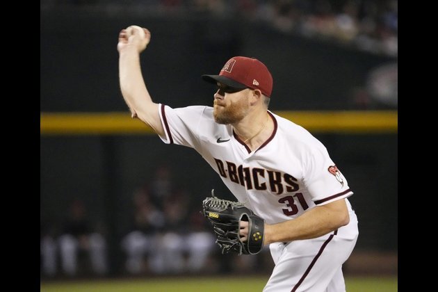 D-backs reinstate Ian Kennedy, DFA Dallas Keuchel