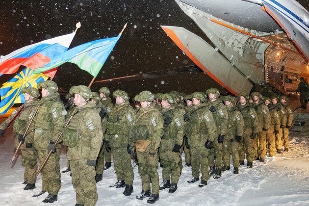 First Russian peacekeepers return from Kazakhstan
