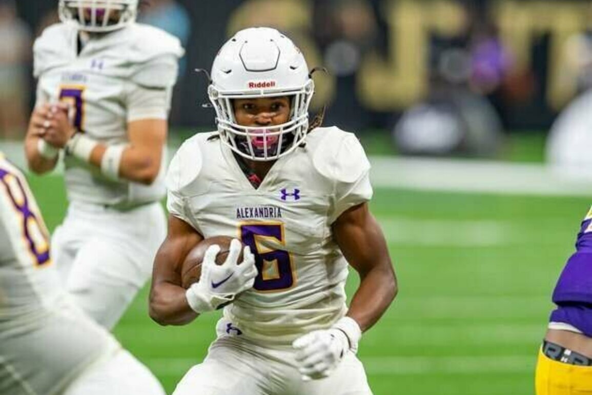 LSU RB arrested for allegedly housing murder suspects
