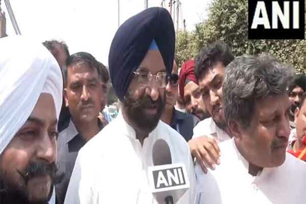 "Save your necks first" Delhi Minister Sirsa warns Pakistan after their official's throat slit gesture