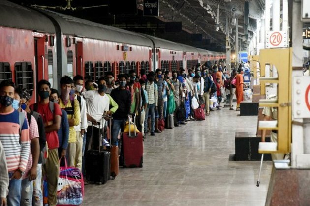 Indian Railways rolls back increased platform ticket price to Rs 10