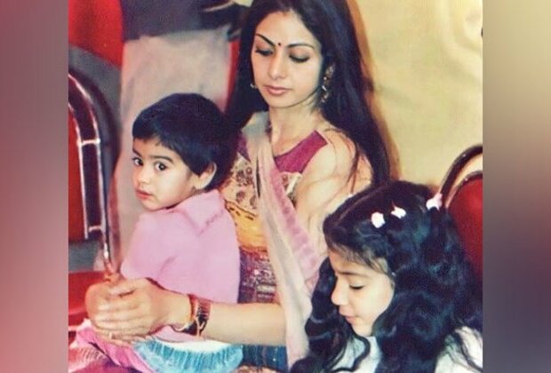 Khushi Kapoor shares heartwarming picture on mother Sridevi's fourth death anniversary