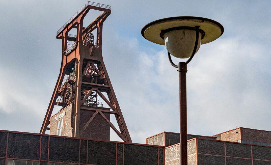 Centralized monitoring for safer, smarter mining